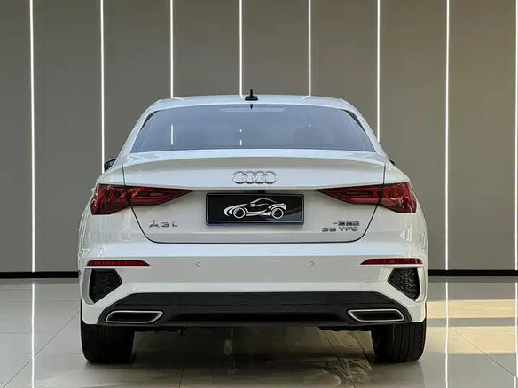 2021 Audi A3 35 TFSI Long IV (8Y), белый, 2280000 рублей - вид 4