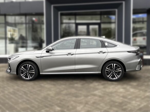 2025 Chery Arrizo 8, серый, 2865000 рублей - вид 4