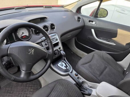 2008 Peugeot 308 I, красный, 333000 рублей, вид 2