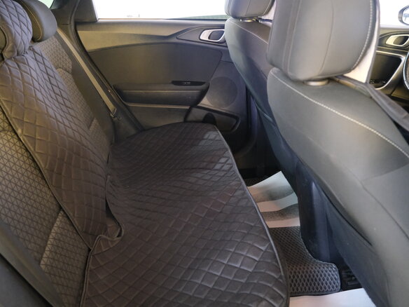 2018 Kia Ceed III, серебристый, 1549000 рублей - вид 17