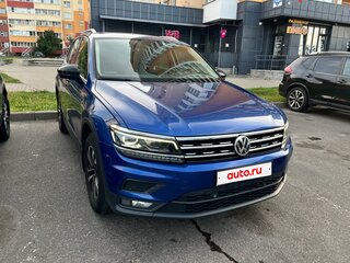 2020 Volkswagen Tiguan II, синий, 2065000 рублей, вид 2
