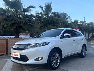 2017 Toyota Harrier III (XU60) Рестайлинг, белый, 2790000 рублей, вид 1