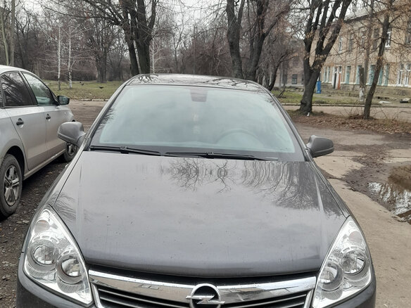 2010 Opel Astra H Рестайлинг, серый, 1000000 рублей