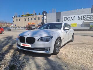 2012 BMW 7 серии 730d V (F01/F02/F04) Рестайлинг, белый, 1840000 рублей, вид 2