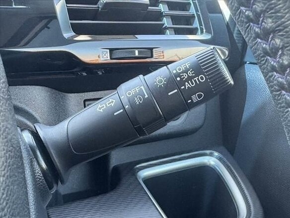 2022 Honda Stepwgn Spada V Рестайлинг, белый, 1610888 рублей - вид 16