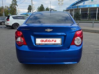 2013 Chevrolet Aveo II, синий, 500000 рублей, вид 4