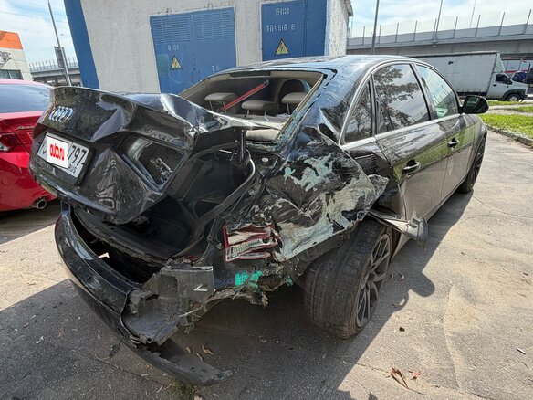 2008 Audi A4 IV (B8), чёрный, 480000 рублей - вид 4