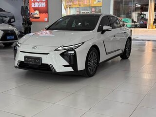 2026 Lexus ES 300h VIII, белый, 6590023 рублей, вид 1