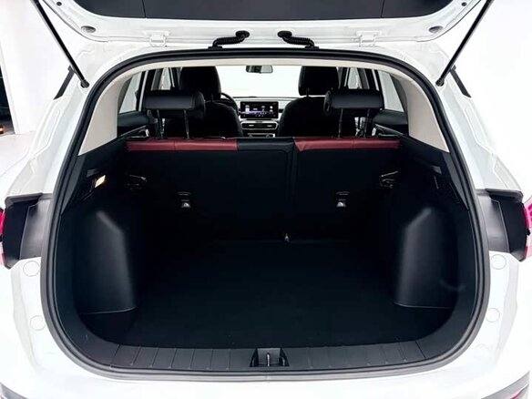 2022 Geely Binyue I Рестайлинг, белый, 1220000 рублей - вид 15