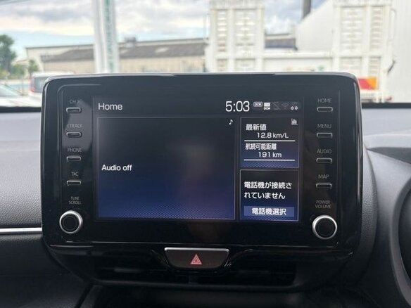2023 Toyota Yaris IV, красный, 1540016 рублей - вид 6
