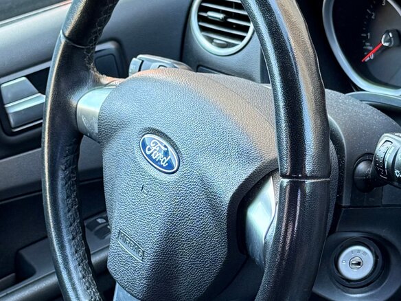 2008 Ford Focus II Рестайлинг, чёрный, 450000 рублей - вид 7