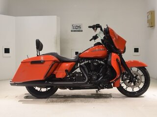2020 Harley-Davidson Street Glide Special, оранжевый, 1641000 рублей, вид 2