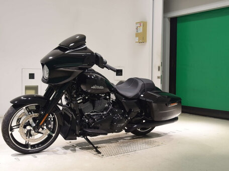 2026 Harley-Davidson Street Glide, чёрный, 3100000 рублей, вид 4