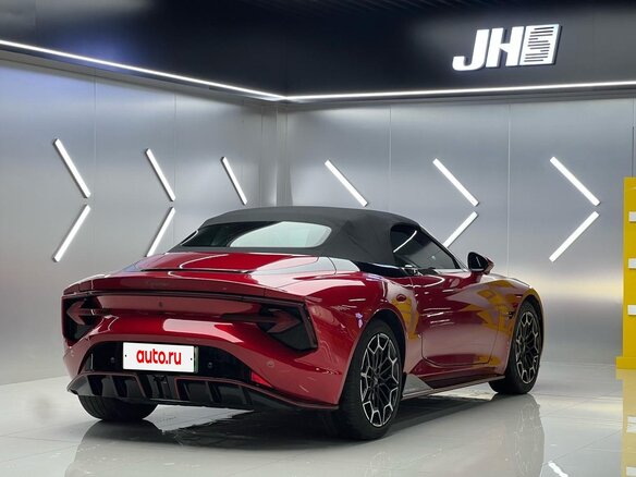 2024 MG Cyberster, красный, 7899777 рублей - вид 6