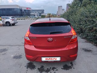 2012 Hyundai Solaris I, красный, 600000 рублей, вид 3