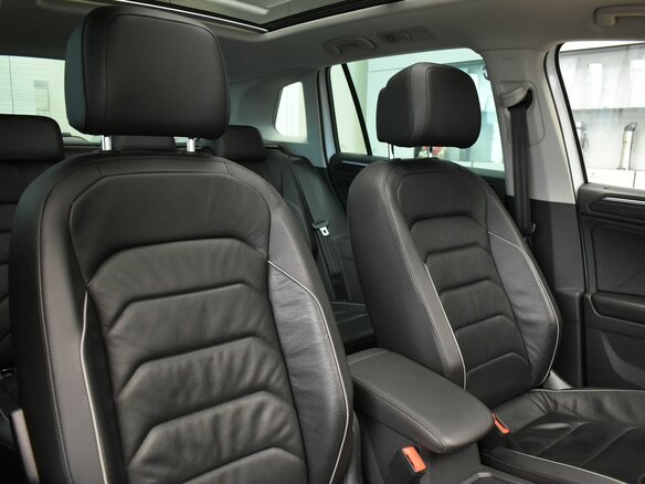 2019 Volkswagen Tiguan II, белый - вид 21