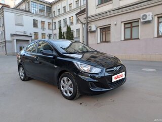 2013 Hyundai Solaris I, чёрный, 740000 рублей, вид 4