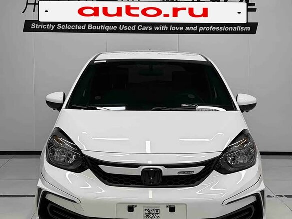 2022 Honda Fit Crosstar IV, белый - вид 1