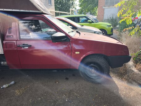 2005 LADA (ВАЗ) ВИС 2347, красный, 275000 рублей, вид 3