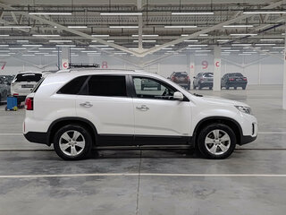 2013 Kia Sorento II Рестайлинг, белый, 1385000 рублей, вид 4