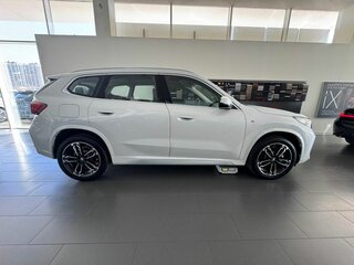 2024 BMW X1 Long 25Li sDrive III (U11/U12), белый, 4990000 рублей, вид 4