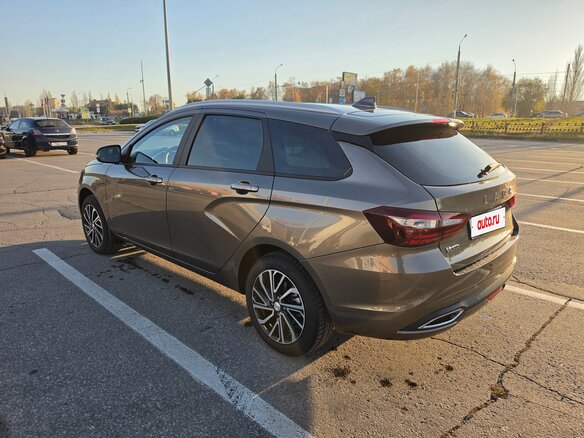 2026 Lada (ВАЗ) Vesta SW I Рестайлинг (NG), коричневый, 1700000 рублей - вид 5