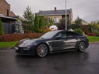 2019 Porsche Panamera Turbo II, серый, 6640000 рублей, вид 2