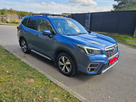 2021 Subaru Forester V, синий, 3000000 рублей, вид 3