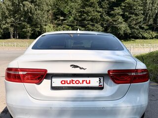 2016 Jaguar XE EcoBoost I, белый, 1990000 рублей, вид 4