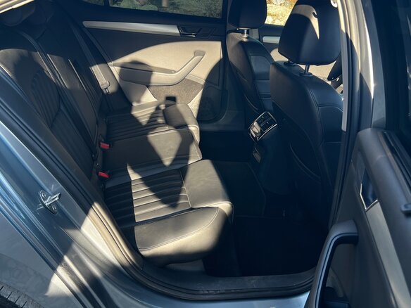 2018 Skoda Superb III, серый, 2050000 рублей - вид 10