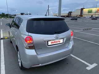 2009 Toyota Verso I, серебристый, 995000 рублей, вид 5