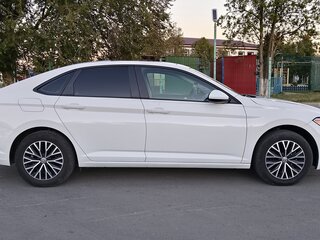 2020 Volkswagen Jetta 8-speed VII, белый, 1850000 рублей, вид 3