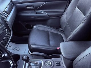 2016 Mitsubishi Outlander III Рестайлинг 2, серебристый, 1633500 рублей, вид 2