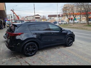 2019 Kia Sportage IV Рестайлинг, чёрный, 2800000 рублей, вид 4