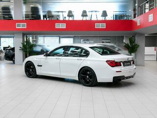 2014 BMW 7 серии 730d xDrive V (F01/F02/F04) Рестайлинг, белый, 2550000 рублей, вид 4