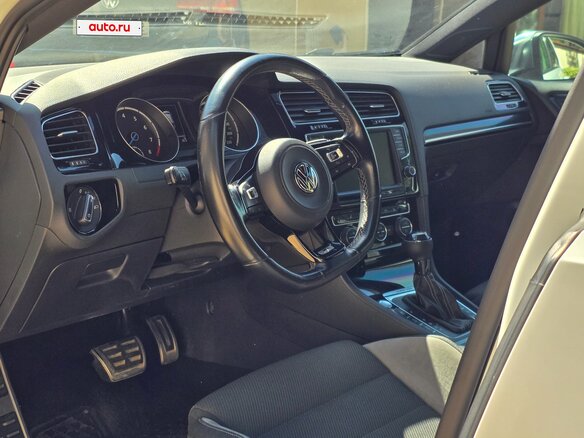 2014 Volkswagen Golf R VII, белый, 2998000 рублей - вид 14