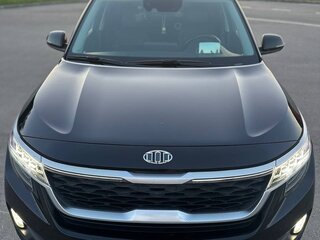2020 Kia Seltos I, чёрный, 2800000 рублей, вид 2