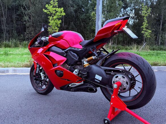 2019 Ducati Panigale V4, красный, 1340000 рублей - вид 11