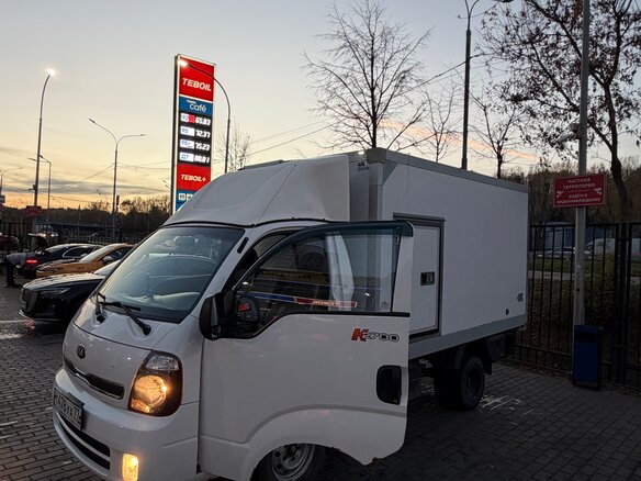 2013 Kia Bongo, белый, 1250000 рублей - вид 7