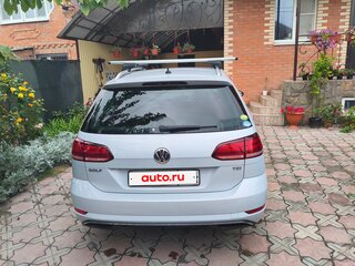 2017 Volkswagen Golf VII, серый, 1400000 рублей, вид 4