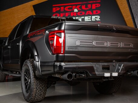 2025 Ford F-150 Raptor SuperCrew Raptor XIV Рестайлинг, чёрный, 13598000 рублей, вид 4