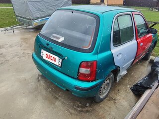 1998 Nissan March II (K11), зелёный, 65000 рублей, вид 4