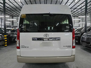 2026 Toyota HiAce H300, белый, 8484659 рублей, вид 5