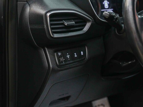 2018 Hyundai Santa Fe IV, серый, 2650000 рублей - вид 8