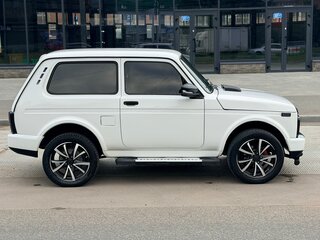 2012 Lada (ВАЗ) 2121 (4x4) I Рестайлинг, белый, 430000 рублей, вид 5