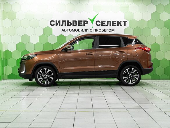 2023 BAIC X35, коричневый, 1400000 рублей - вид 6