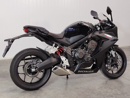 2024 Honda CBR 650R, чёрный, 1099000 рублей, вид 2