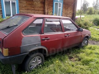 1998 Lada (ВАЗ) 2109, пурпурный, 65000 рублей, вид 3