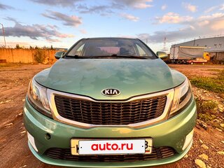 2011 Kia Rio III, зелёный, 450000 рублей, вид 2
