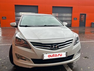 2016 Hyundai Solaris I Рестайлинг, белый, 730000 рублей, вид 2